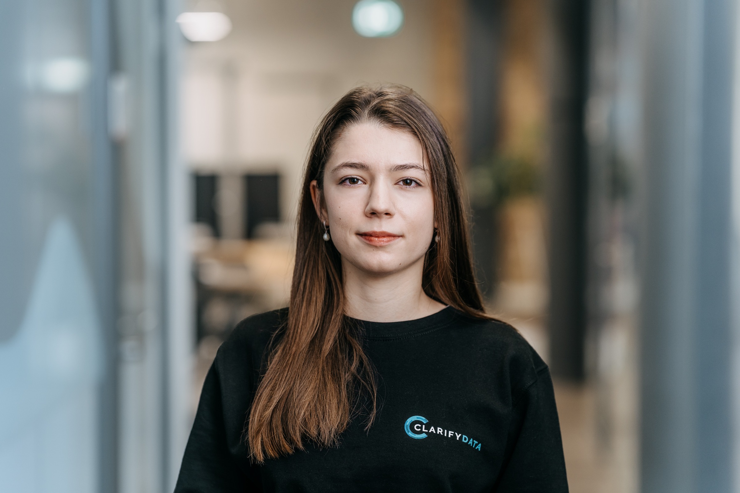 Portraitfoto einer Frau die lächelt